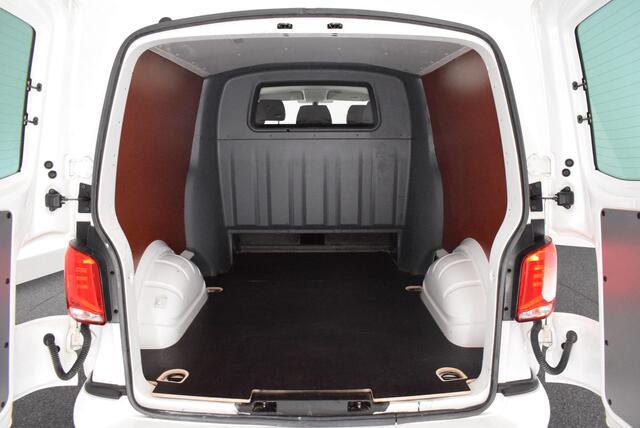 Volkswagen TRANSPORTER 2.0 TDI 150pk DSG L2H1 30 DC Bulli Virtual Cockpit Led Parkeersensoren