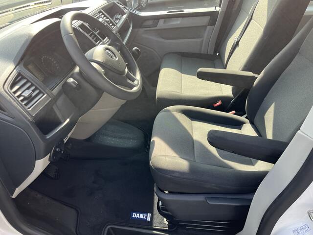 Volkswagen TRANSPORTER Kombi 9-persoons 2.0 TDI L1H1 Incl. BTW Airco EURO 6 Combi Personenbus Passenger Groepsvervoer Taxi