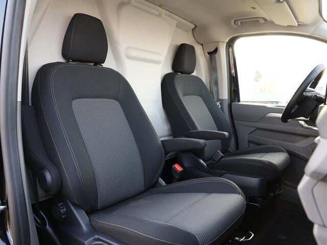 Volkswagen TRANSPORTER 2.0 TDI 150PK Automaat L2H1 Style | Sidebars | Betimmering | Trekhaak | Camera | Lane Assist | Side Assist |