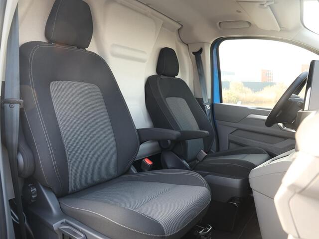 Volkswagen TRANSPORTER 2.0 TDI 170PK Automaat L2H1 Bulli | Sidebars | Betimmering | 19" LM-velgen | Stoelverwarming | Side Asssist | Lane Assist |