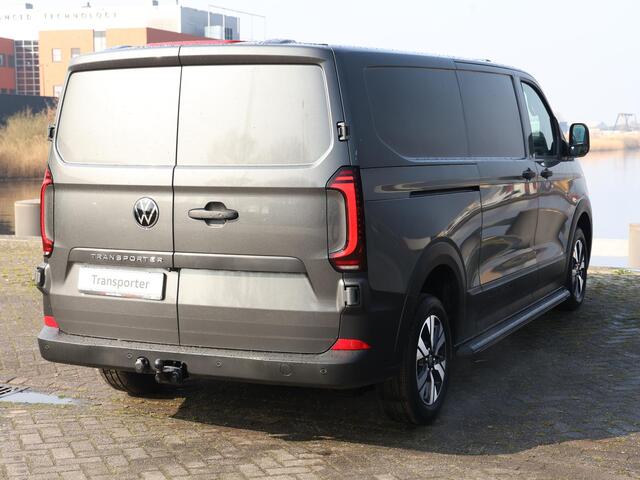 Volkswagen TRANSPORTER 2.0 TDI 150PK Automaat L2H1 PanAmericana | Sidebars | Betimmering | Trekhaak | Camera | Lane Assist | Side Assist |