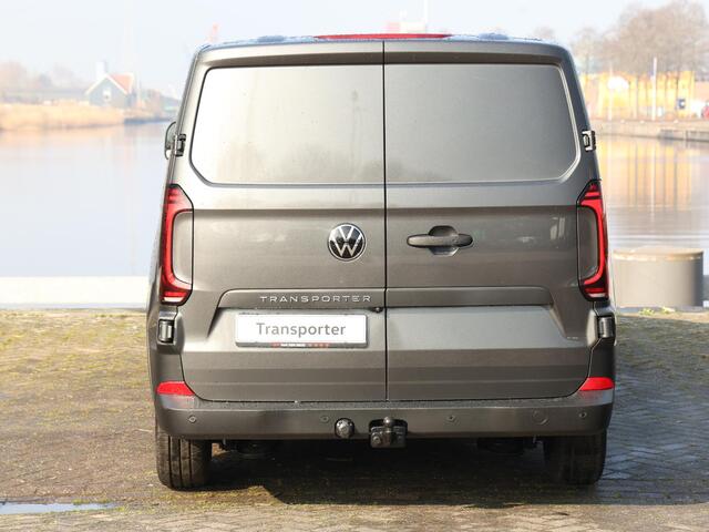 Volkswagen TRANSPORTER 2.0 TDI 150PK Automaat L2H1 PanAmericana | Sidebars | Betimmering | Trekhaak | Camera | Lane Assist | Side Assist |