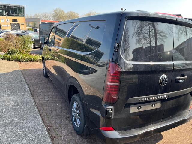 Volkswagen TRANSPORTER Bedrijfswagens Style L2 2.0 TDI 110 kW 150 pk 8 versn. Auto | BPM vrij | Achterdeuren zonder ruit | Trekhaakvoorbereiding | Zitpakket 1 voor life & style - armleuningen, bijrijdersstoel |