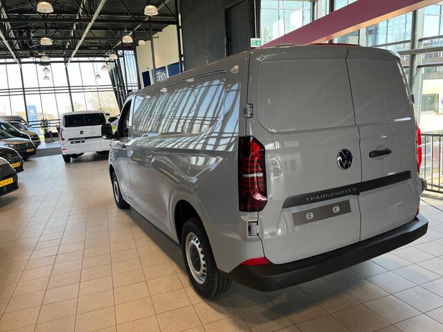 Volkswagen TRANSPORTER Bedrijfswagens Life L2 2.0 TDI EU6 110 pk 81 kW 6 versn. hand | BPM vrij | Bestuurdersassistentiepakket plus | Exterieurpakket met radiatorgrille in carrosseriekleur | Trekhaakvoorbereiding |