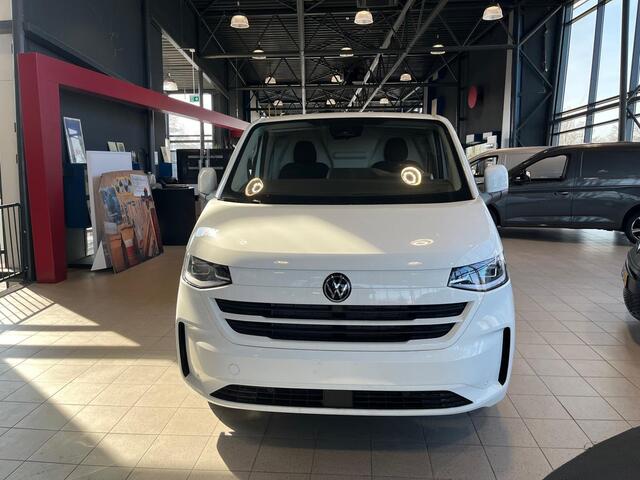 Volkswagen TRANSPORTER Bedrijfswagens Bulli L2 2.0 TDI 170 pk 125 kW pk 8 versn. Auto | BPM vrij | Achterdeuren met ruit | Trekhaakvoorbereiding | Exterieurpakket met bumpers, grille, spiegels en handgrepen in carrosseriekleur | Diefstalalarmsysteem met interieurbeveiliging, no