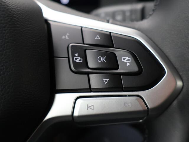 Volkswagen TRANSPORTER 2.0 TDI L2H1 Dubbel Cabine Bulli Intro | Dubbele Cabine Exclusive 5-Zitter | BPM Vrij | 170pk Automaat | IQ-LED | Comfortstoelen | Navigatie Apple Carplay/Android Auto DAB+ MF-Stuur | Cruise Control Adaptief | Climatronic Airco | Parkeersensoren V+A + Ac