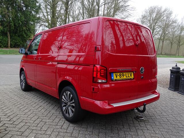 Volkswagen TRANSPORTER 2.0 TDI L1H1 Highl.NAVI DAB Bpm VRIJ 1e eig