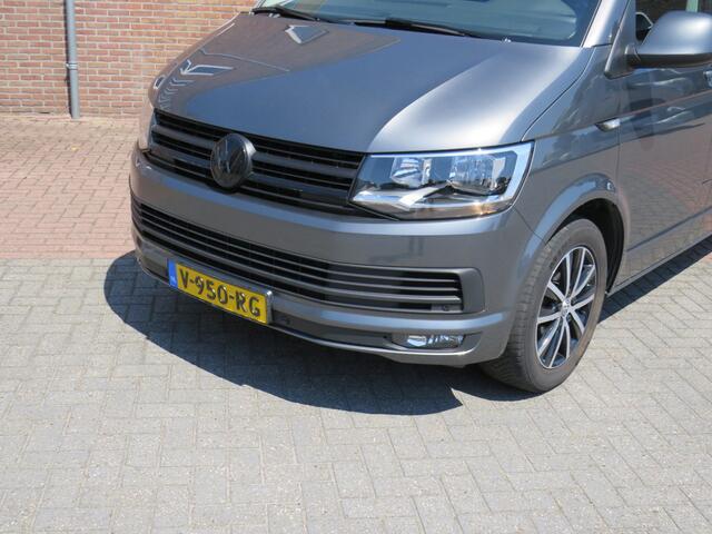 Volkswagen TRANSPORTER 2.0 TDI 150Pk Euro6 L2H1 Highline BPM Vrij! * Rijklaarprijs incl. garantie * Navigatie * Comfort Stoelen * Trekhaak * Parkeersensoren V+A