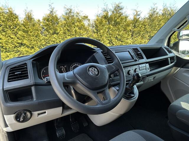 Volkswagen TRANSPORTER 2.0 TDI 102 PK / L2H1 / 1e EIG. / BOTT INRICHTING / IMPERIAAL / AIRCO / CRUISE / NAVI