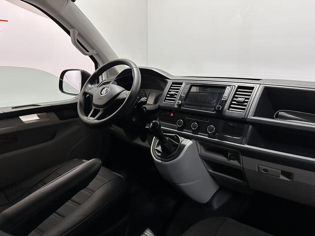 Volkswagen TRANSPORTER 2.0 TDI L2H1 DC Comfortline - Trekhaak / Airco / Cruise