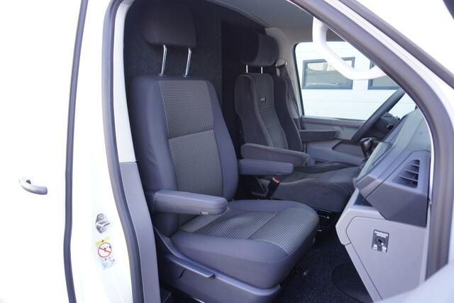 Volkswagen TRANSPORTER 2.0 TDI 150PK L2 2x Schuifdeur EURO 6 - Airco - Navi - Cruise - ¤ 17.900,- Excl.