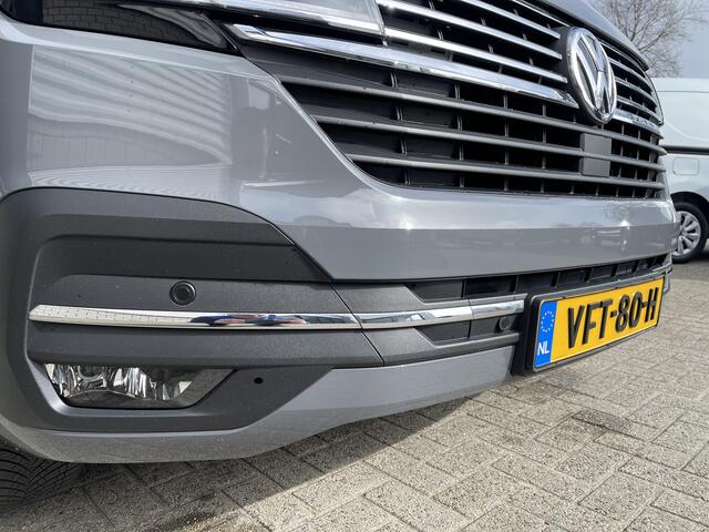 Volkswagen TRANSPORTER 2.0 TDI 150pk DSG automaat L2H1 30 DC Bulli 5 persoons / vaste prijs rijklaar ¤ 35.950 ex btw / lease vanaf ¤ 643 / airco / cruise / navi / camera / leer / dubbele schuifdeur / achterdeuren !