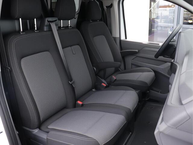 Volkswagen TRANSPORTER 2.0 TDI L1H1 28 4MOTION | BPM-vrij | 170pk automaat | Trekhaak (2750kg trekgewicht) | Camera | Cruise control |