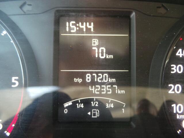 Volkswagen TRANSPORTER 2.0 TDI L2H1 DC Airco,Trekhaak NAP