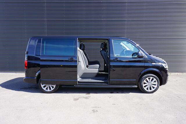 Volkswagen TRANSPORTER 30 | L2H1 DC | 204 PK Aut | Bulli | ACC | App-Connect | Camera | Stoelverwarming | Trekhaak