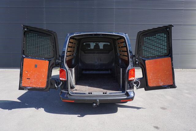 Volkswagen TRANSPORTER 30 | L2H1 DC | 204 PK Aut | Bulli | ACC | App-Connect | Camera | Stoelverwarming | Trekhaak