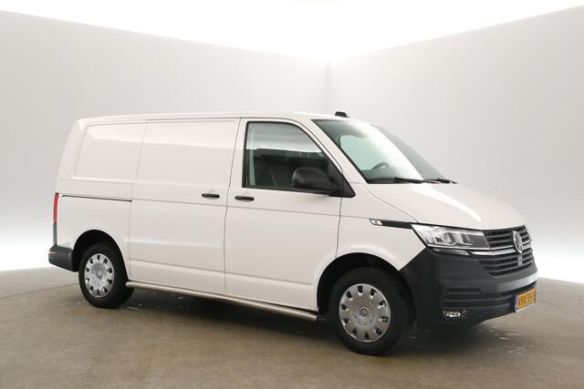 Volkswagen TRANSPORTER 2.0 TDI L1H1 140PK Airco Carplay Cruise 2xSchuifdeur Navigatie PDC 3 Persoons Elektrpakket