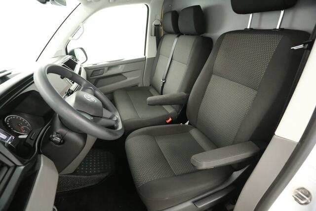 Volkswagen TRANSPORTER 2.0 TDI L1H1 140PK Airco Carplay Cruise 2xSchuifdeur Navigatie PDC 3 Persoons Elektrpakket