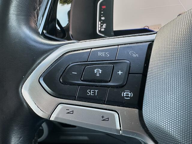 Volkswagen TRANSPORTER 2.0 TDI / L1H1 / BULLI / TREKHAAK / VIRTUAL / SOFTCLOSE / CAMERA / ADAPTIVE CRUISE / CARPLAY