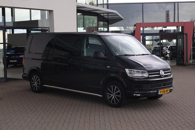Volkswagen TRANSPORTER 2.0 TDI L2H1 Highline 150PK / 110kW DSG, 1e eigenaar, LED verlichting, achteruitrijcamera (rear view), verwarmbare voorruit, navigatie, Apple Carplay / Android Auto, lederen bekleding, 2-zits, achterdeuren gesloten, extra inbraakwerende sloten, parkeersen