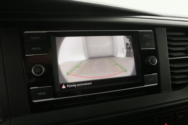 Volkswagen TRANSPORTER 2.0 TDI L1H1 140PK Koelwagen Airco Camera Carplay Koelauto 3 Persoons Elektrpakket Koeling
