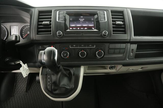 Volkswagen TRANSPORTER 2.0 TDI L2H1 150PK DSG Automaat Airco Cruise Camera 3 Persoons LED PDC Trekhaak