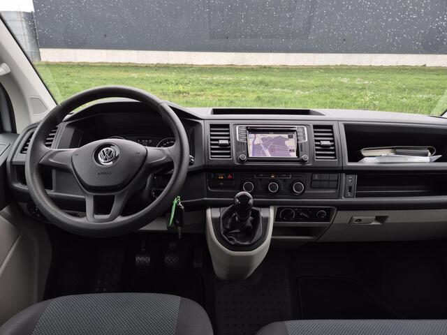Volkswagen TRANSPORTER Kombi 2.0 TDI L2H1 9 PERSOONS Comfortline Trekhaak / CruiseControl.
