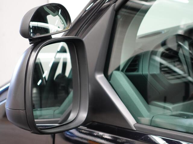 Volkswagen TRANSPORTER 2.0 TDI 110pk L1H1 Navigatie Apple Carplay/ Android auto Cruise control Trekhaak Imperiaal Airco Euro6