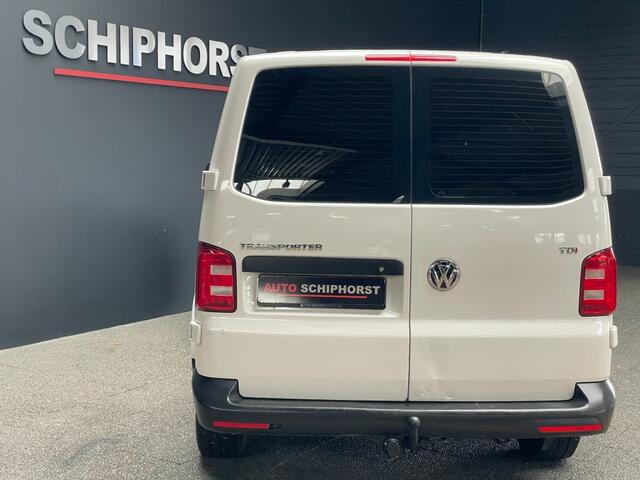 Volkswagen TRANSPORTER T6 150pk L2H1 Deurtjes comfort pakket trekhaak