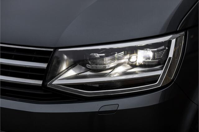 Volkswagen TRANSPORTER 2.0 TSI L1H1 Highline 2 Schuifdeuren, Trekhaak, Parkeersensoren, Apple/Android , All-in Rijklaarprijs