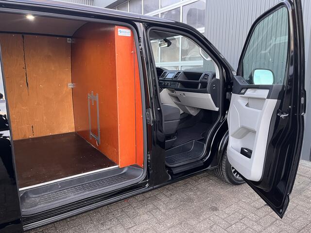 Volkswagen TRANSPORTER 2.0 TDI L1H1 Airco Cruise controle Camera Navigatie Telefoonverbinding Trekhaak 2200kg Parkeerhulp achter Euro 5 Bestel Bpm vrij voor particulier gebruik!