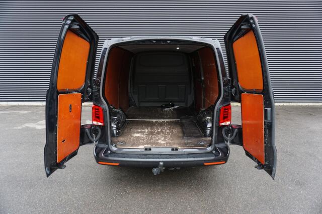 Volkswagen TRANSPORTER 28 | L2H1 | Bulli | ACC | App-Connect | Camera | Trekhaak | Voorruitverwarming | 75 Edition