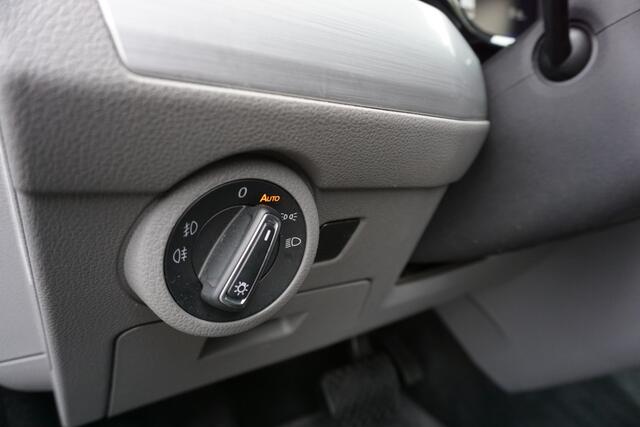 Volkswagen TRANSPORTER 28 | L2H1 | Bulli | ACC | App-Connect | Camera | Trekhaak | Voorruitverwarming | 75 Edition