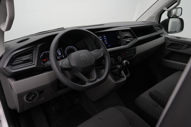 Volkswagen TRANSPORTER 2.0 TDI 110 pk L2H1 28 | 3-zits | Navigatie | Cruise Control