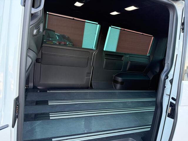Volkswagen TRANSPORTER Multivan 2.0 TDI 4Motion 204pk L2H1 --Dikste bus van NL--