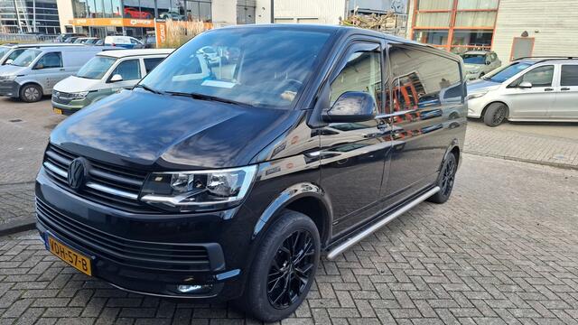Volkswagen TRANSPORTER 2.0 TDI L2H1 Highline 150 pk - Leder / 18 " / Navigatie / Trekhaak