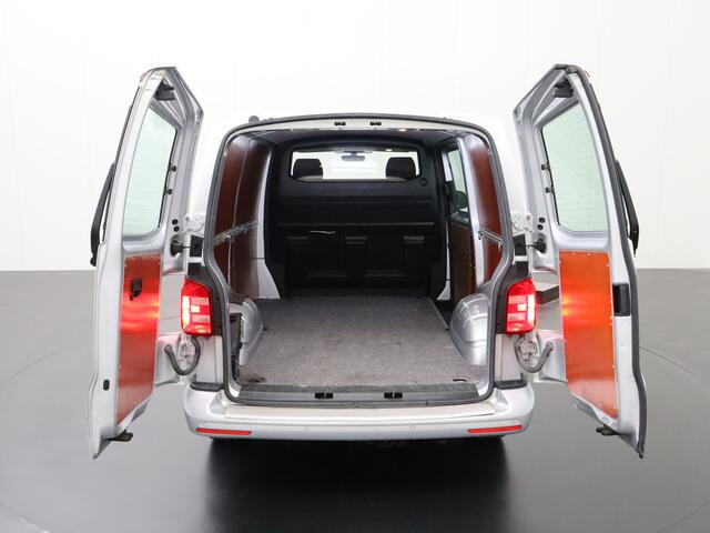Volkswagen TRANSPORTER 2.0TDI 150PK DSG Automaat Highline | Xenon-Led | Navigatie | Camera | Cruise | Achterdeuren