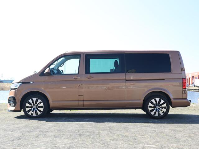 Volkswagen TRANSPORTER 2.0 TDI 204PK DSG 4Motion L2H1 DC Bulli 75-Edition | ACC | LED | Elektrische Schuifdeuren | Leder | Alarm | Stoelverwarming | Trekhaak |