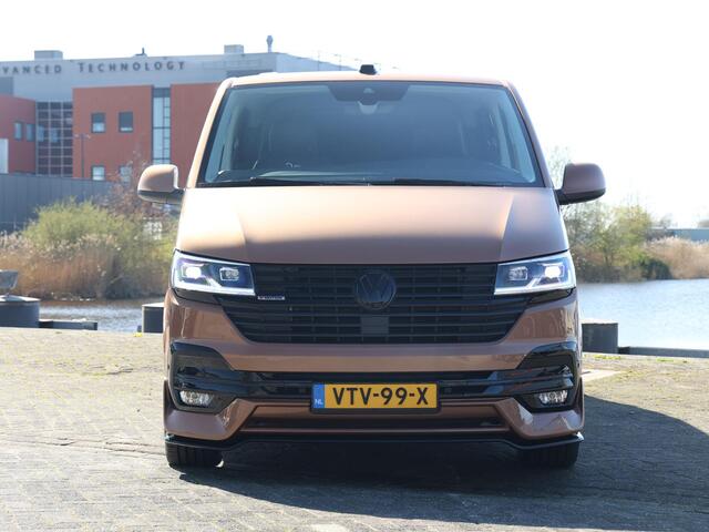 Volkswagen TRANSPORTER 2.0 TDI 204PK DSG 4Motion L2H1 DC Bulli 75-Edition | ACC | LED | Elektrische Schuifdeuren | Leder | Alarm | Stoelverwarming | Trekhaak |
