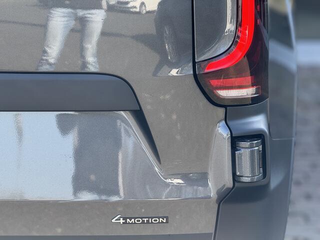 Volkswagen TRANSPORTER 2.0 TDI L2H1 30 4MOTION PanAmericana BPM vrij | Trekhaak | Camera | Keyless