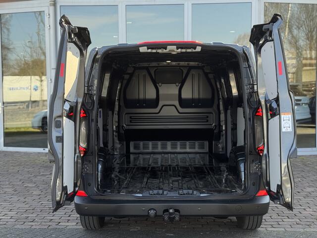Volkswagen TRANSPORTER 2.0 TDI L2H1 30 4MOTION PanAmericana BPM vrij | Trekhaak | Camera | Keyless