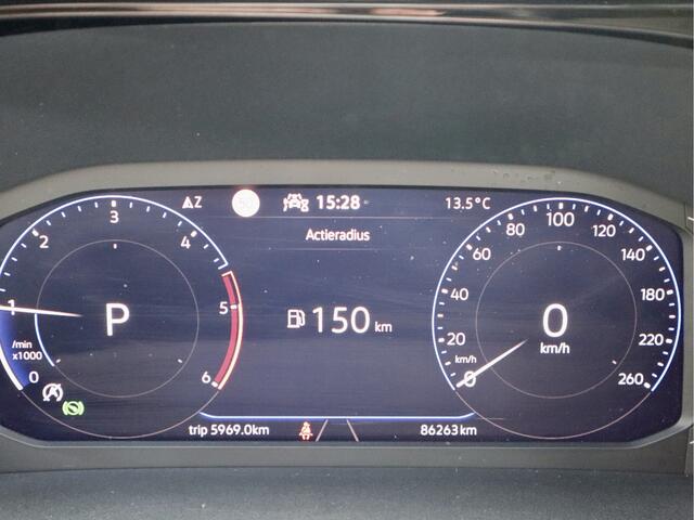 Volkswagen TRANSPORTER 2.0 TDI 204PK CARAVELLE LUXE DUBBELE CABINE
