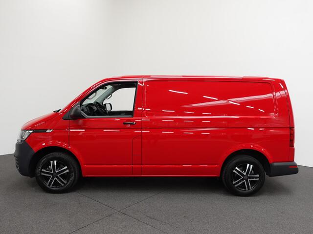 Volkswagen TRANSPORTER 2.0 TDI 150pk DSG Automaat Trekhaak Apple Carplay/ Android Auto Cruise control Airco Sidebars Parkeersensoren
