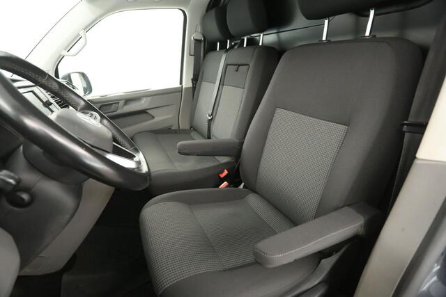 Volkswagen TRANSPORTER 2.0 TDI L2H1 200PK DSG Automaat Adaptive-Cruise Airco Camera 19"LMV Trekhaak Carplay Parkeersensoren