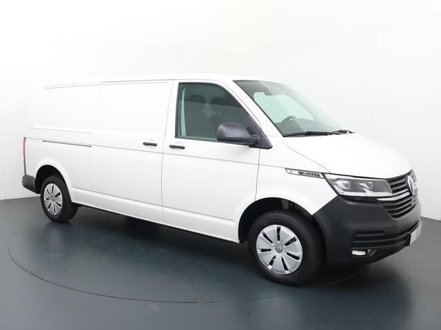 Volkswagen TRANSPORTER 2.0 TDI L2H1 28 | 150 PK | Automaat | Led lampen V+A | Mistlampen voor | Comfortstoelen + 2x armleuningen | Airco | Cruise Control | Radio Composition + BT | Achterklep + Achterruit + Verwarming | BPM Vrij