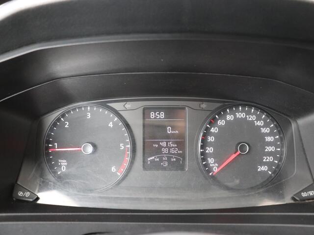 Volkswagen TRANSPORTER 2.0 TDI L2H1 Dub. Cab. Trendline | 102 PK | Dubbele Cabine 6-Persoons | Standkachel | Airco | Cruise Controle | Trekhaak