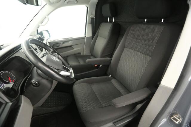 Volkswagen TRANSPORTER 2.0 TDI L1H1 150PK DSG Automaat Airco Adaptive-Cruise Carplay PDC 16''LMV Elektrpakket