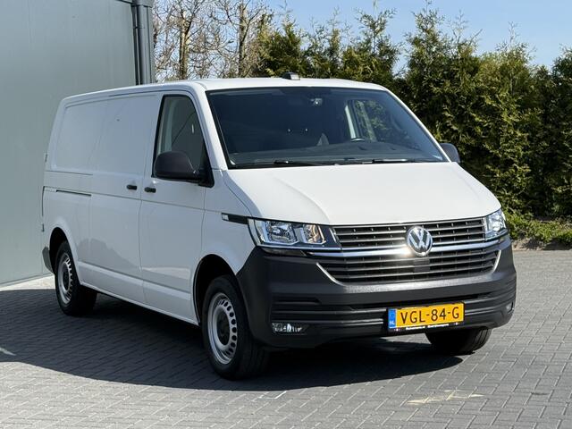 Volkswagen TRANSPORTER 2.0 TDI 6.1 / L2H1 / Highline / STOELVERW / 1e EIG. / BOTT INRICHTING / AIRCO / CRUISE / CAMERA / NAVI