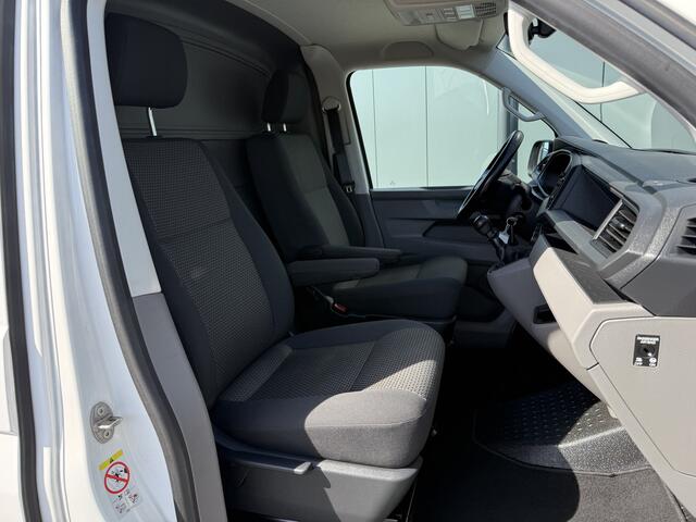 Volkswagen TRANSPORTER 2.0 TDI 6.1 / L2H1 / Highline / STOELVERW / 1e EIG. / BOTT INRICHTING / AIRCO / CRUISE / CAMERA / NAVI