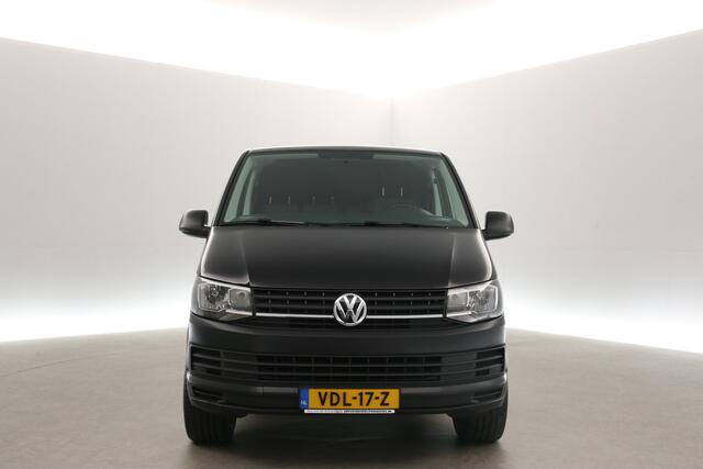 Volkswagen TRANSPORTER 2.0 TDI L2H1 Airco Cruise Carplay PDC 3 Persoons 20''LMV Trekhaak Elektrpakket